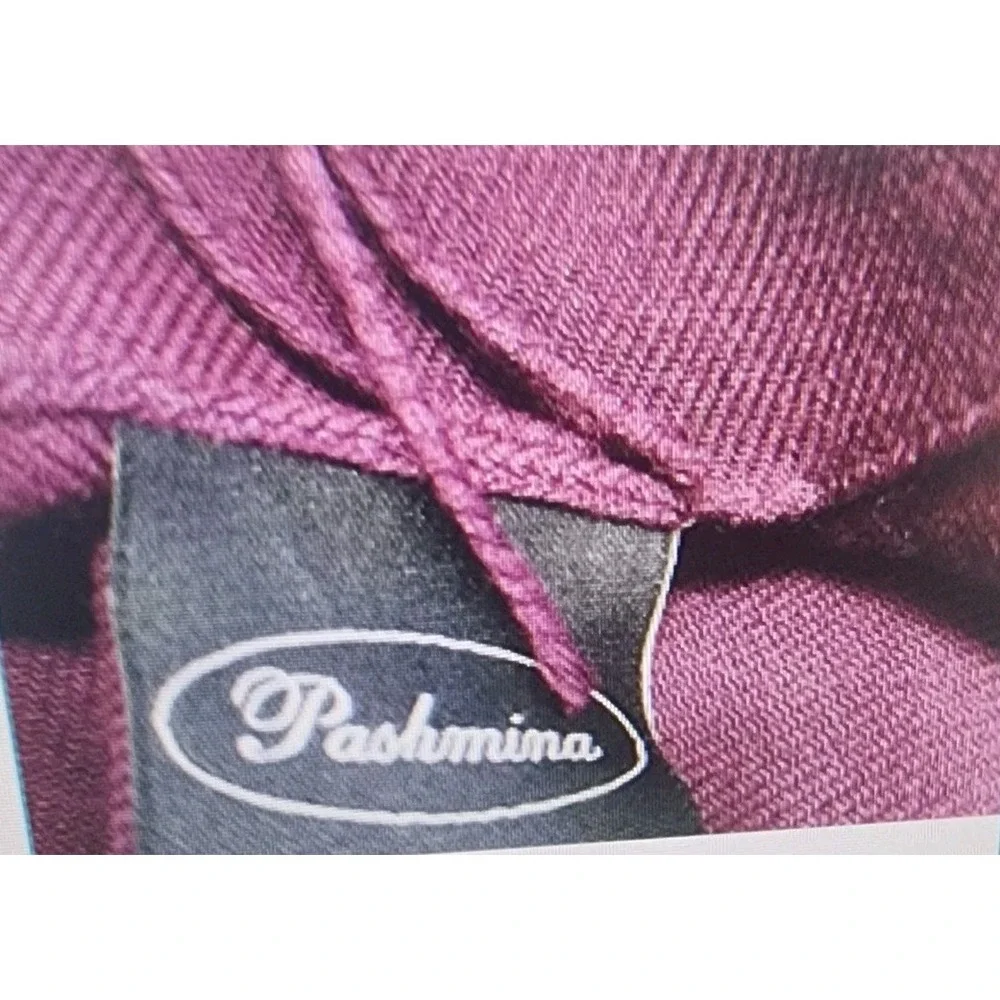 Shawl/ Scarf/Wrap by Pashmina in burgandy 35 x 72